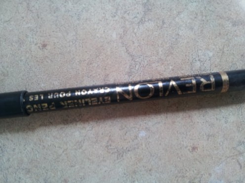  Revlon eye pencil (11 Black)