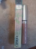 Clinique line smoothing concealer ( 04 meduim )