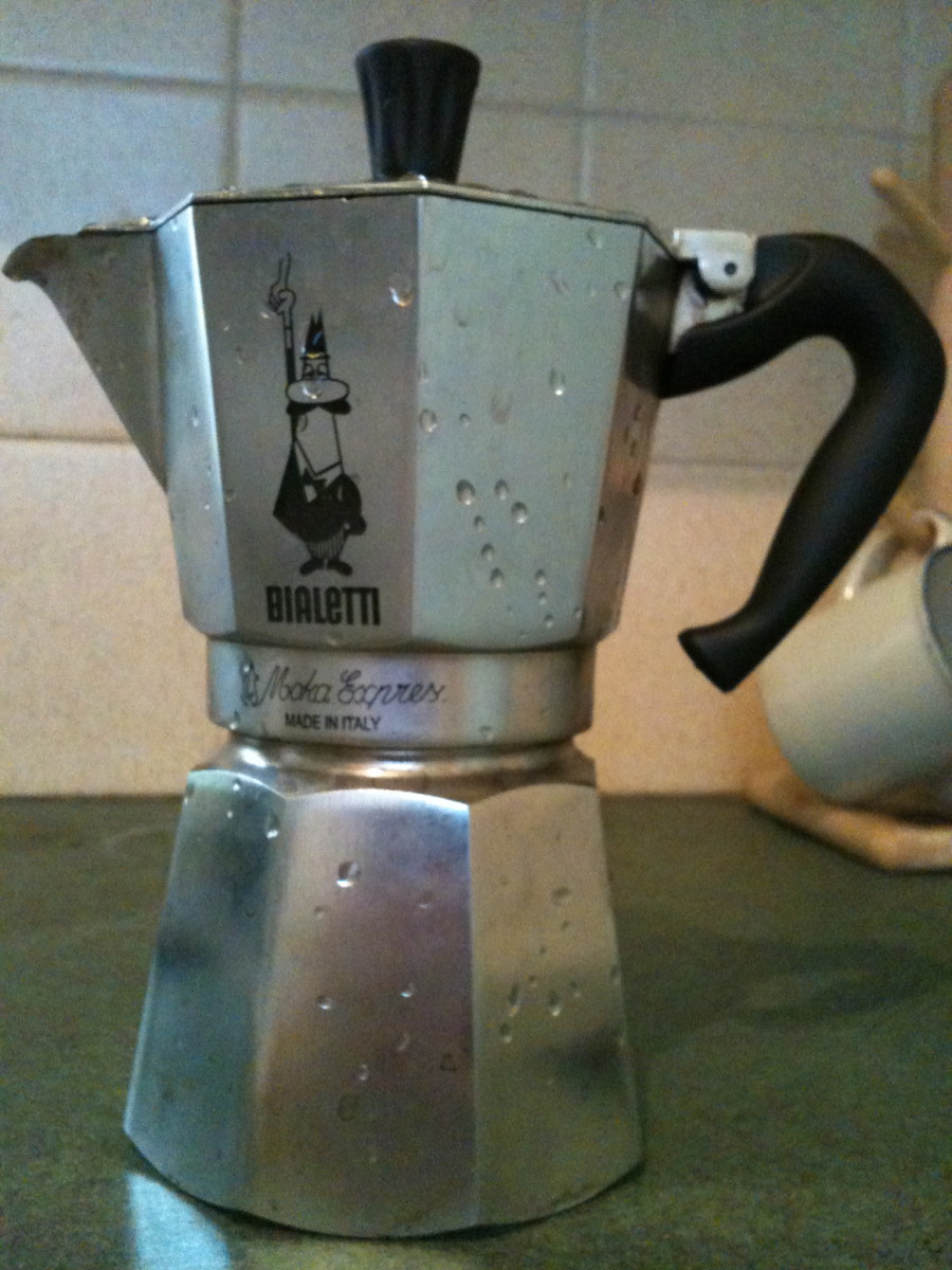 How To Make Perfect Stovetop Espresso Coffee With A Bialetti Moka