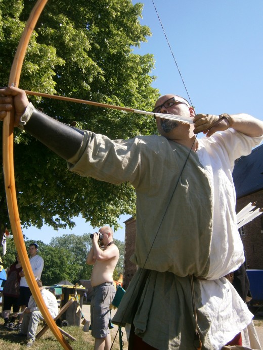 SeconMagen and Mary, a 135Lbs Yew Bow. We haven't found the first arrow yet, it deflected off the steel and disappeared.