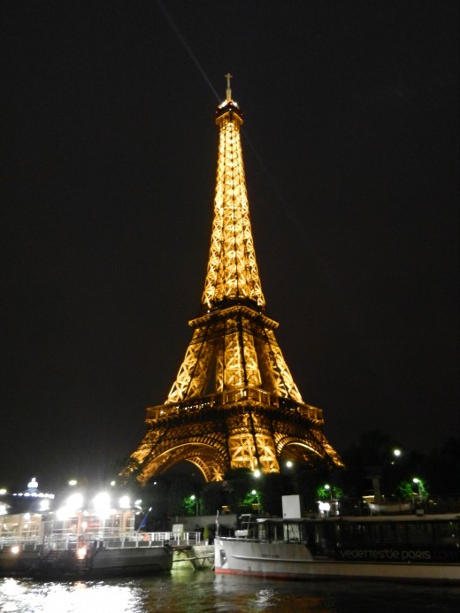 The Eiffel Tower at Night. Photo Credit: Shanna11