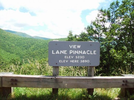 Lake Pinnacle Overlook