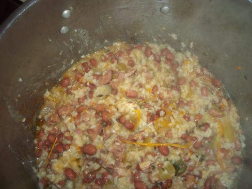 Can You Smell This? This will #feed the #hungry. It is a good idea for a shelter, or soup kitchen. Yummy. 