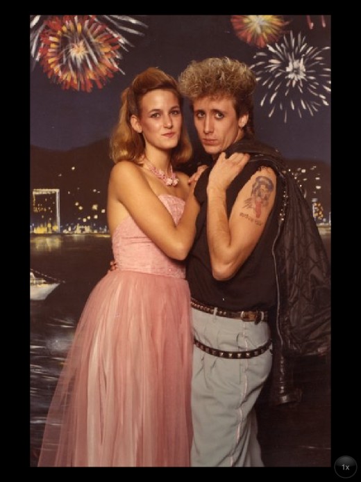 1980's prom look. Very "badass" love the double belt!