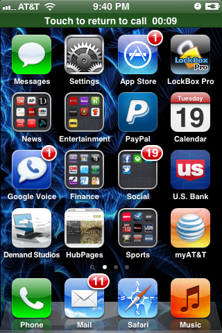 Minimize the Phone app and then expand the WebEx app.