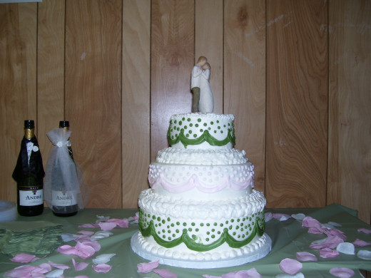 Something tells me these men won't be seeing one of these cakes any time soon. Or will they?!