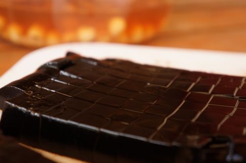 grass jelly, cut into little cubes before serving 