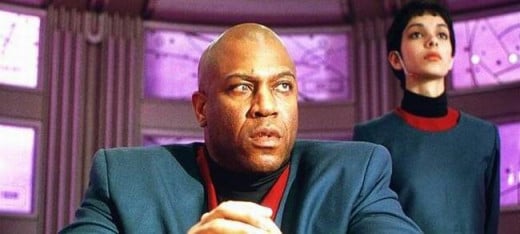 Tiny Lister in The Fifth Element (1997)