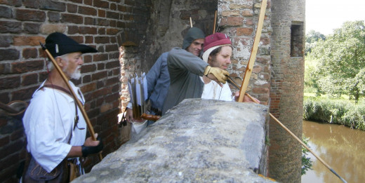 Look, washerwomen!