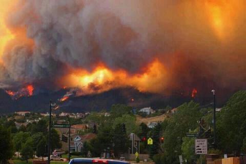 The major pollution from Colorado Wildfires and heat wave causes serious health risks.