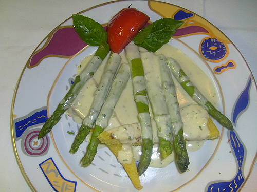 Grilled Asparagus with Polenta and Gorgonzola Cheese sauce appetizer