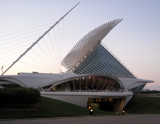The Milwaukee Art Museum hosts a number of Museum After Dark events from 5:00 p.m  to midnight on Fridays.  This is an easy event to attend when you don't have children.