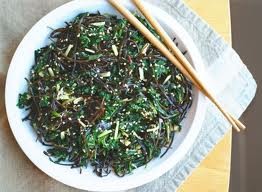 Kale and sea vegetable salad raw vegan recipe 