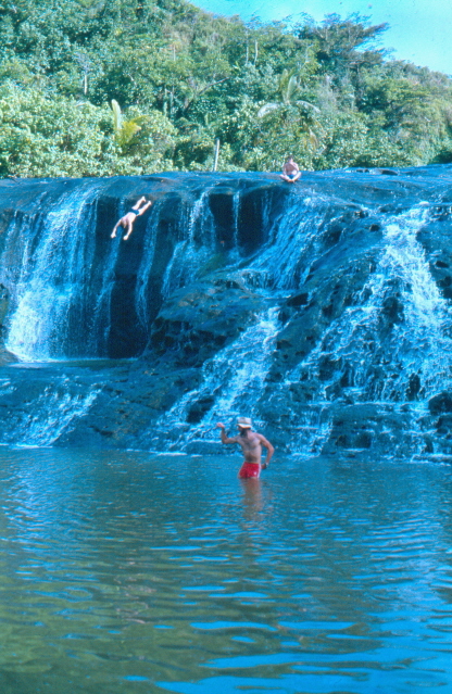 The second falls from below, showing the pool (where Duncan was diving) and the river below. Ya, that's me in the hat.