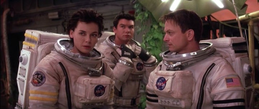 Connie Nielsen,  Jerry O' Connell and Gary Sinise in Mission to Mars (2000)