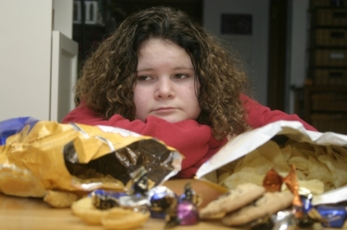  Our thoughts lead us to overeating.