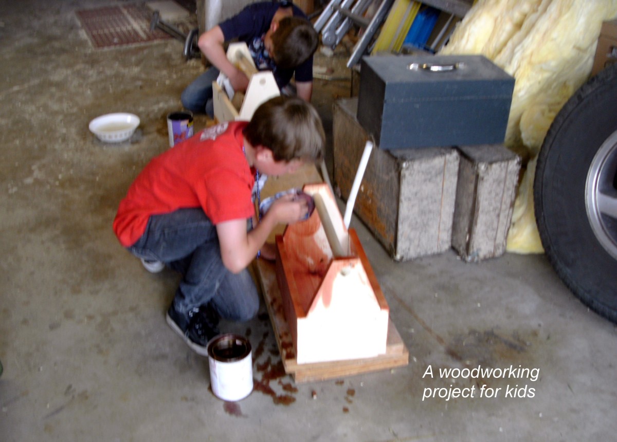 A Woodworking Project for Kids: A Toolbox Gift for Dad 