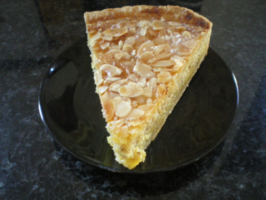 Almond pie