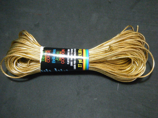 Mylar piping obtained from a craft store.
