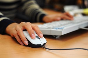 Commenting on HubPages
