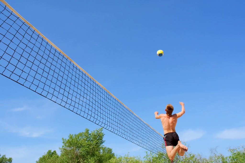 Step by Step Guide to Hitting a Volleyball. HubPages