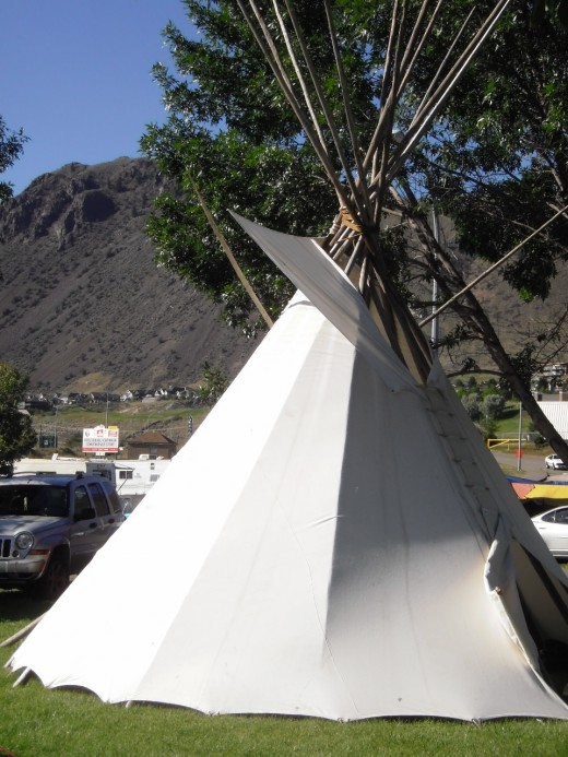 The tipi and the sacred mountain