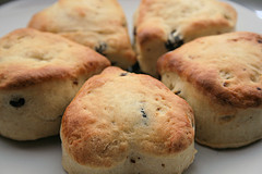 The word scone may derive from the Gaelic term "sgonn" meaning a shapeless mass or large mouthful.