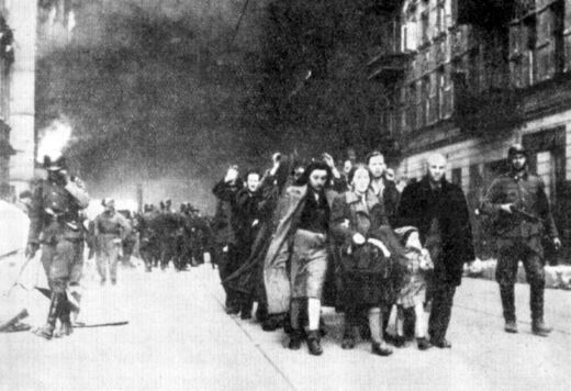 People from Warsaw Ghetto are sent to Treblinka