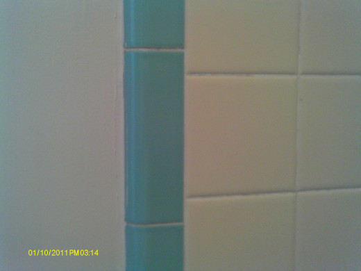 Outdated tile colors: green/yellow 