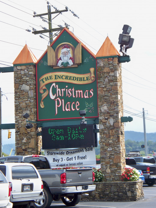 The Incredible Christmas Place's Sign