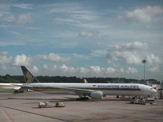 SQ319 at its homebase in Singapore-Changi airport