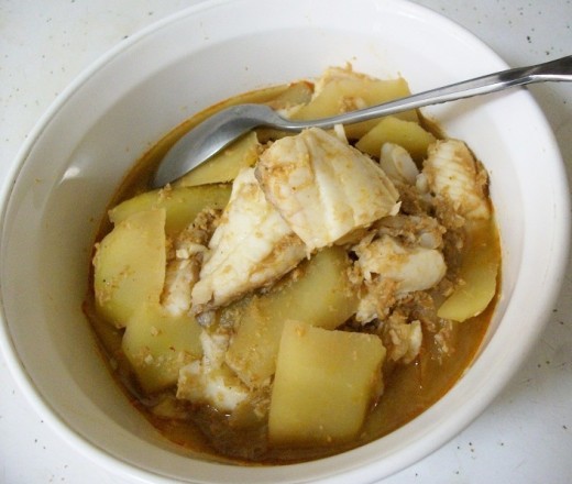 Kaeng Som - Thai Spicy Fish Stew