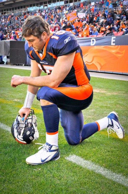Tim Tebow "Tebowing"