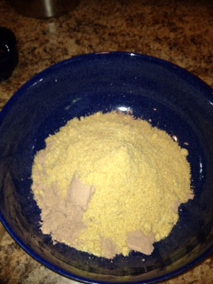 pic of protein powder and ground flax seed