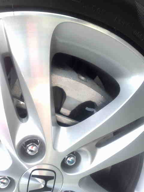Huge brake calipers and pads ensure a large brake surface area