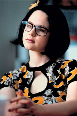 Ghost World- A Comparison of the Graphic Novel and Film