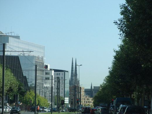 The view on one of the main avenues in Bordeaux