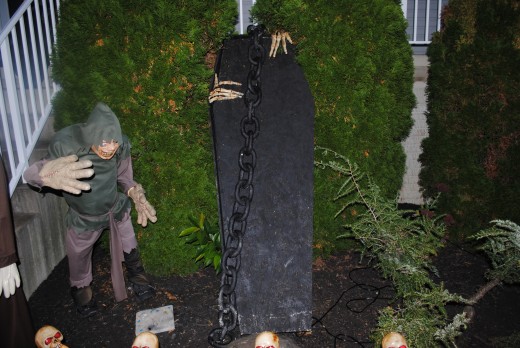 Halloween DIY - Coffin