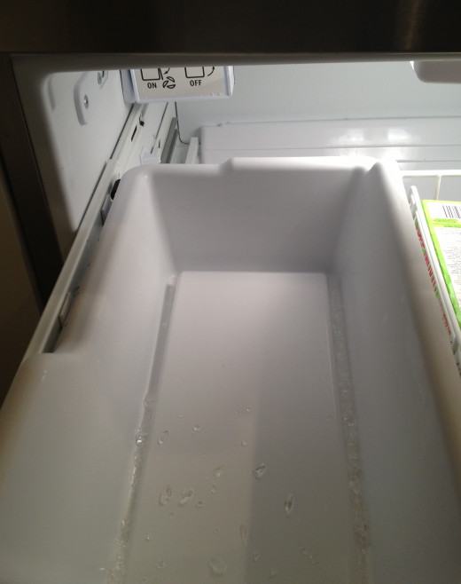 Ice Bucket 10"x19". It is just too large. I think 6" x 19" would work.