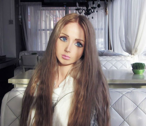 Valeria Lukyanova with full makeup