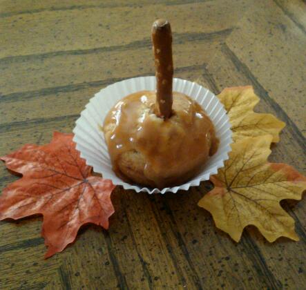 Try these Easy To Make Caramel Apple Muffins!  Make them quick and serve them delicious!