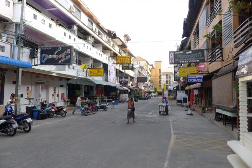 Soi LK Metro - The atmosphere in this area becomes completely different when the go go bars open up for business at night.