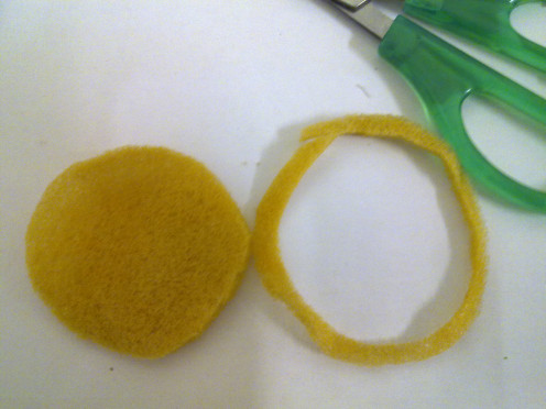 trim the sponge smaller