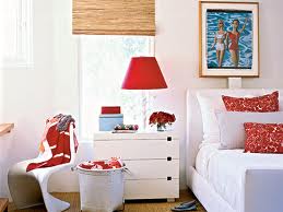 complimentary colours are great to make a room look brighter 