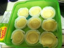 Plain Cheesecakes with no topping.