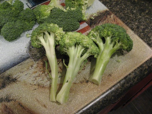Slice broccoli into individual stalks.