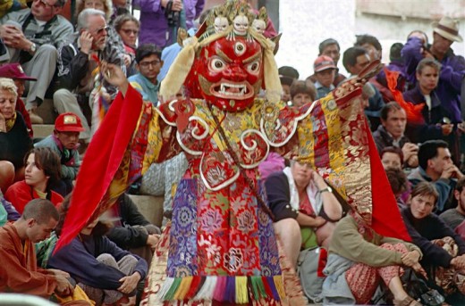 Tibetan festival dance