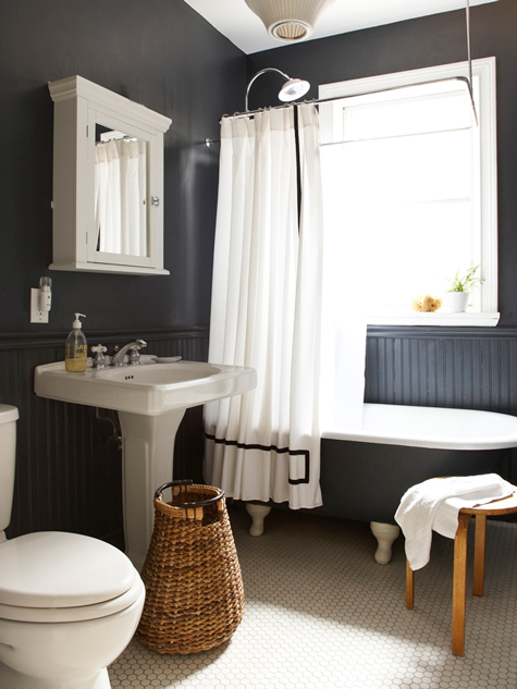 A simple yet highly attractive new bathroom.