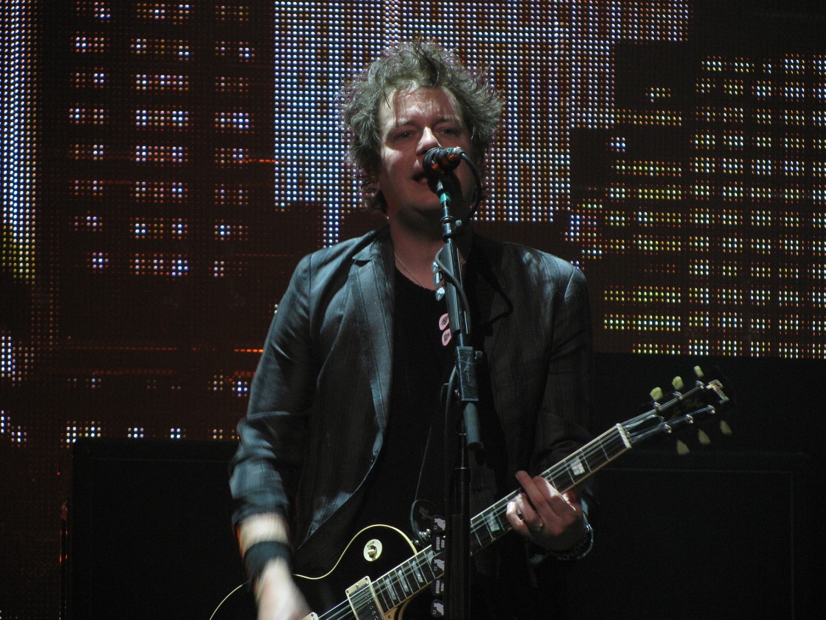 Jason White performing with Green Day at Scotiabank Place in Ottawa, Ontario, Canada
