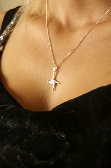 Beautifull sterling Silver St Brigid's Cross and Chain on Model